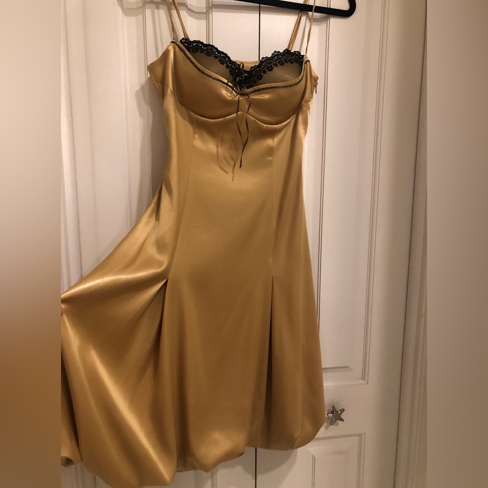 Golden Dress - Vintage - Straps - Lace trim S/M